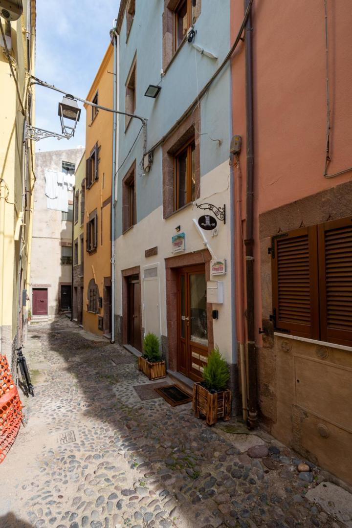 S'Apposentu - Un'Angolo Di Paradiso Con La Vista Sul Castello Bosa Eksteriør bilde