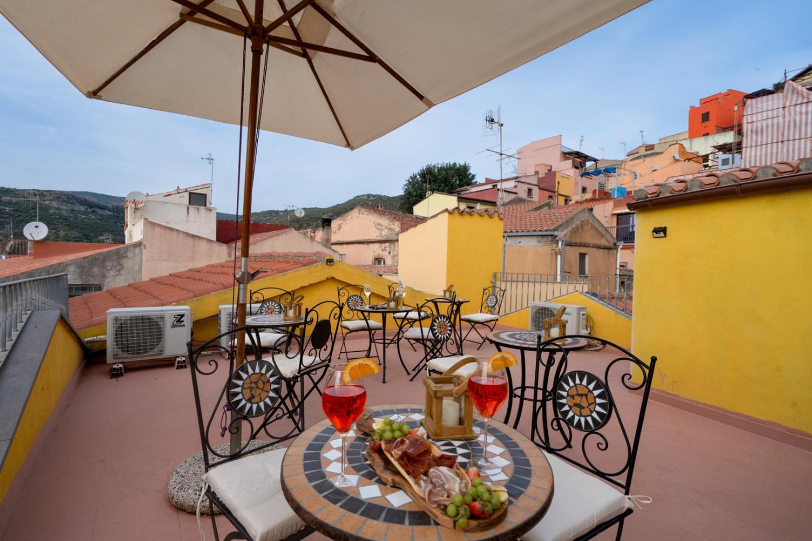 S'Apposentu - Un'Angolo Di Paradiso Con La Vista Sul Castello Bosa Eksteriør bilde