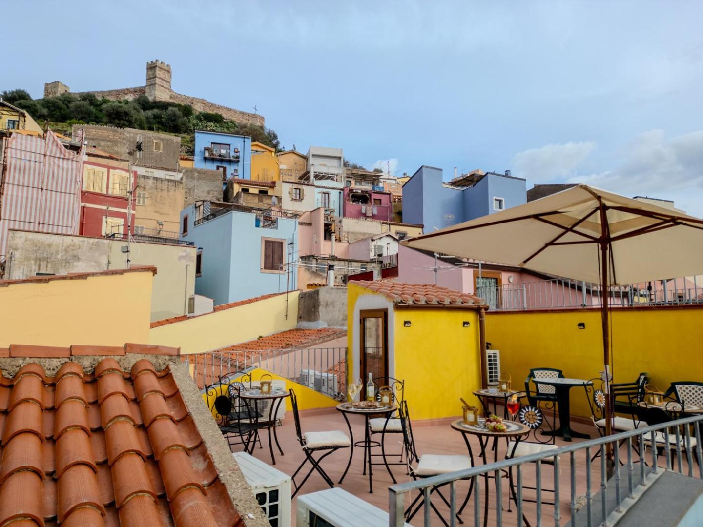 S'Apposentu - Un'Angolo Di Paradiso Con La Vista Sul Castello Bosa Eksteriør bilde