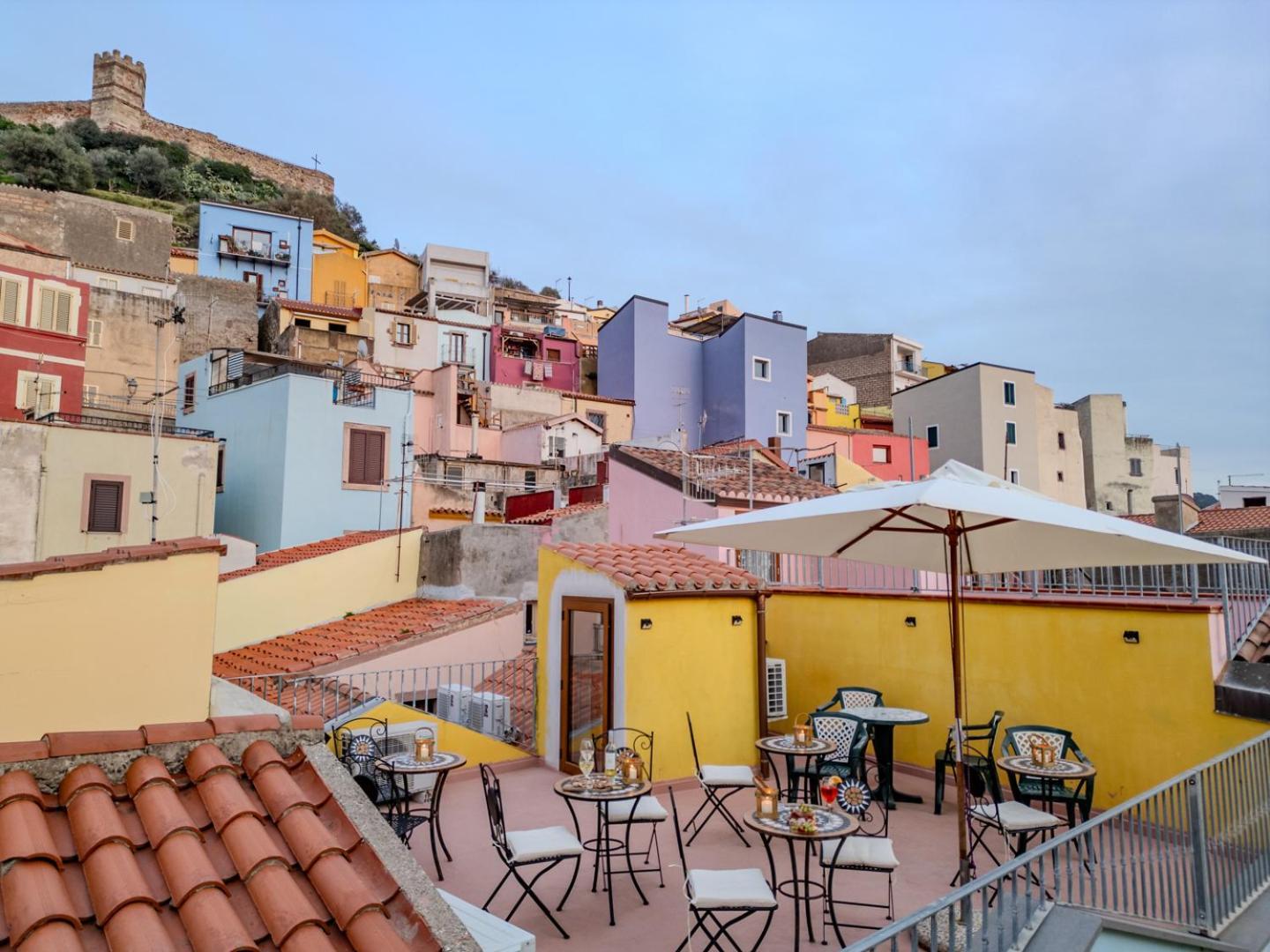 S'Apposentu - Un'Angolo Di Paradiso Con La Vista Sul Castello Bosa Eksteriør bilde